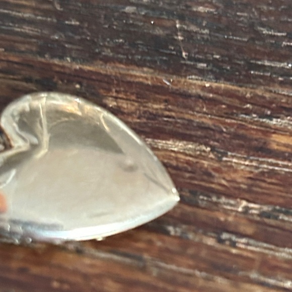 Gold filled Heart Locket Pendant - Picture 5 of 6